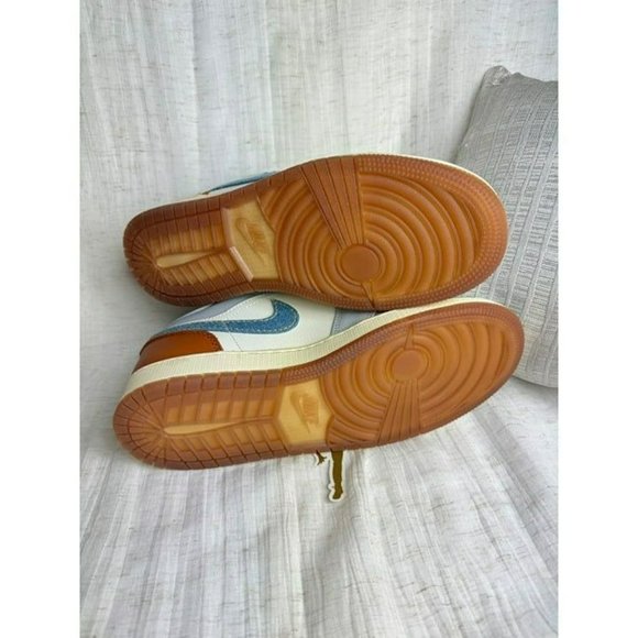 D43- SIZE 7Y/ 8.5 WOMENS NIKE AIR JORDAN 1 LOW PHANTOM / BLUE FZ5046 041 - Picture 8 of 12